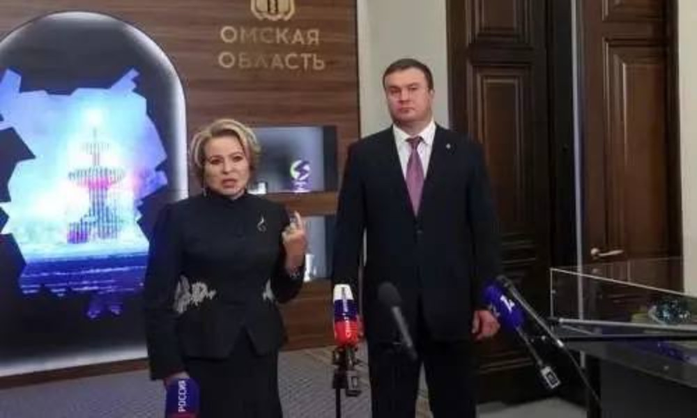Виталий Хоценко и Валентина Матвиенко обсудили детский отдых в регионе и культуру Омского Прииртышья