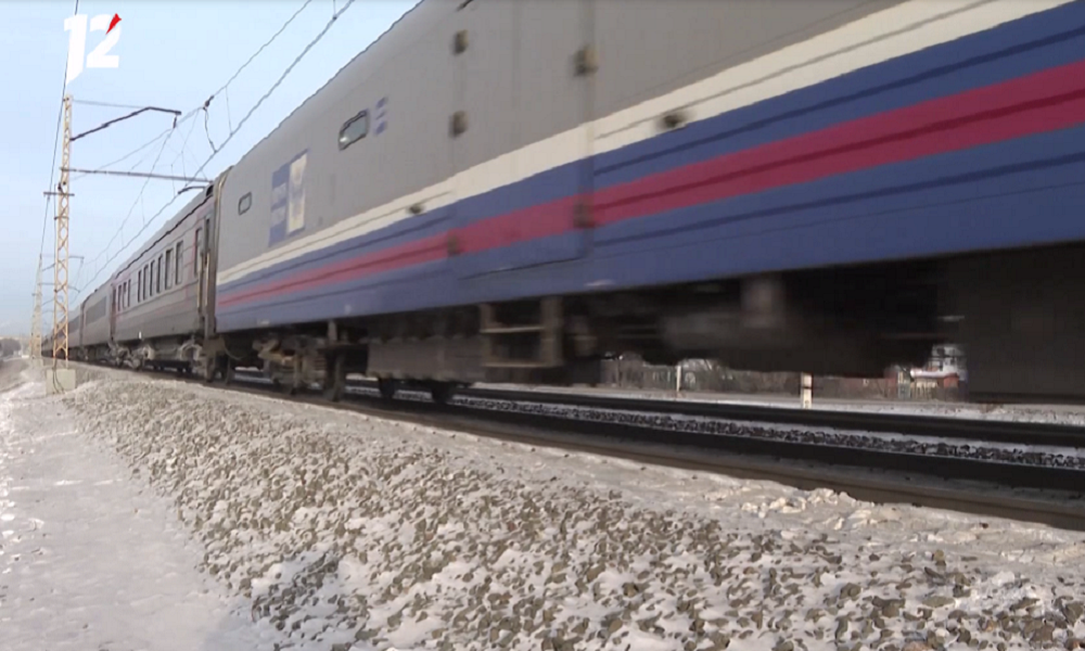 В Октябрьском округе Омска установят ограждения железнодорожных путей