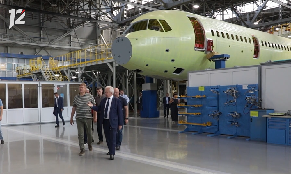 Рабочую встречу по вопросам развития авиации — стратегически важной для Сибири отрасли — провёл полномочный представитель президента в СФО Анатолий Серышев