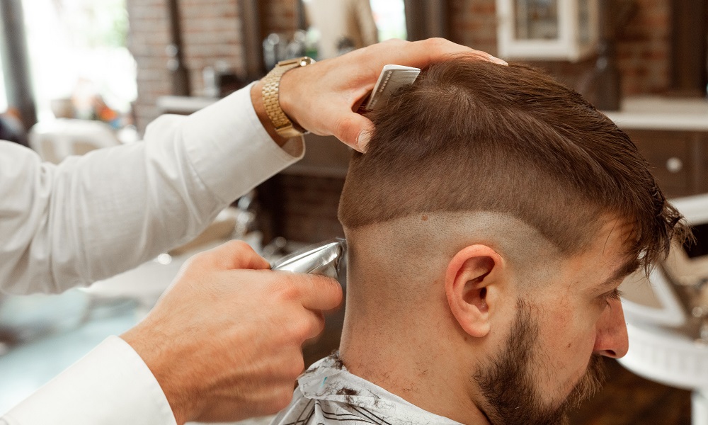 В 2021 году в Омске спрос на beauty-процедуры для мужчин вырос на 170 %