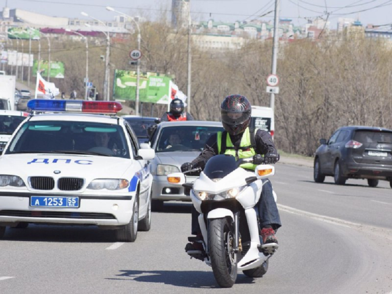 Мэр Омска Сергей Шелест обратился к мотобратьям с предостережением