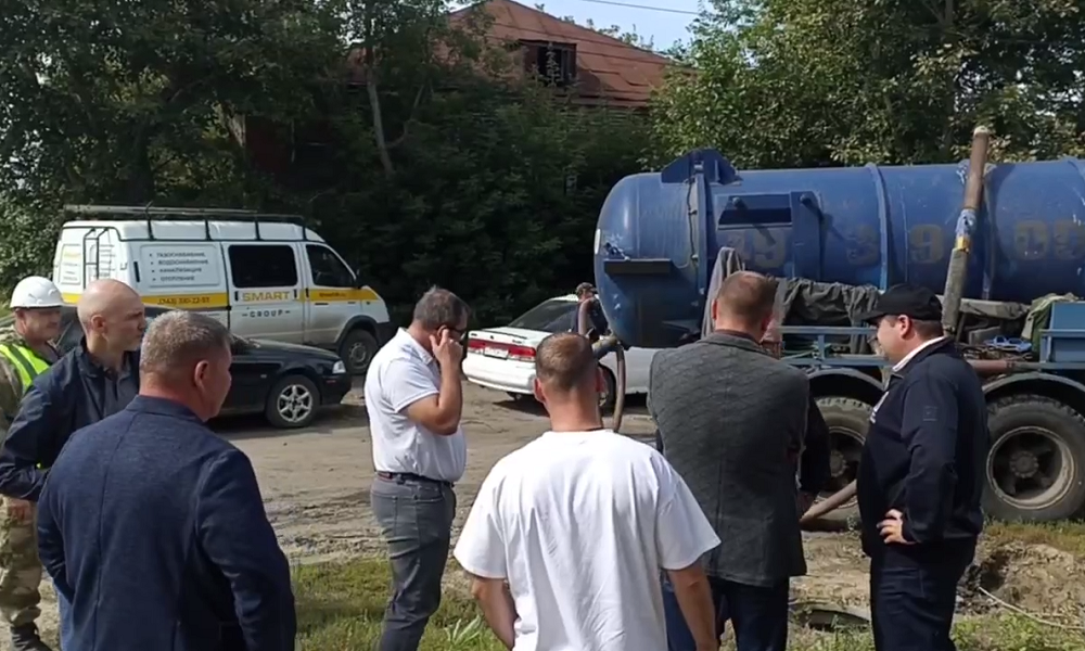 По поручению Виталия Хоценко в Черлаке завершат второй этап реконструкции водопроводных сетей 