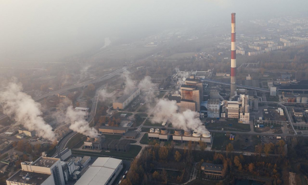 В центре Омска зафиксировали небольшое превышение аммиака в воздухе 