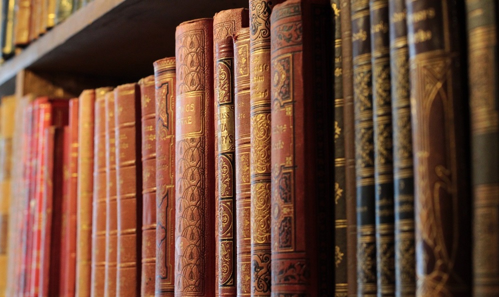 Омских библиотекарей поздравляют с профессиональным праздником