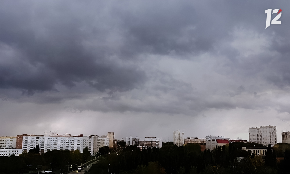 Жителям Омской области сообщили о переведении коммунальных служб в режим повышенной готовности в связи с угрозой непогоды 