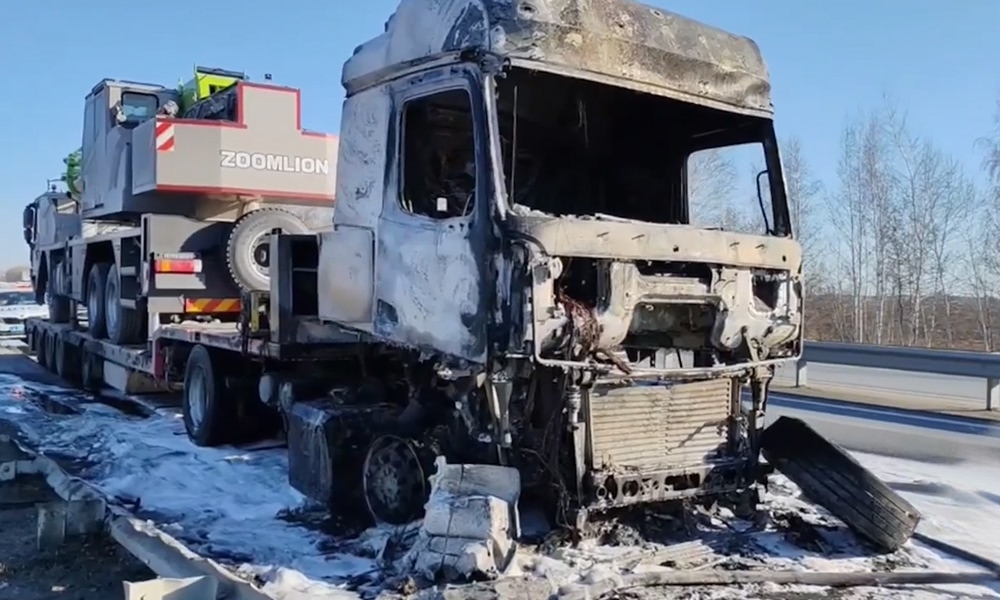 На трассе Тюмень — Омск сгорел большегруз  