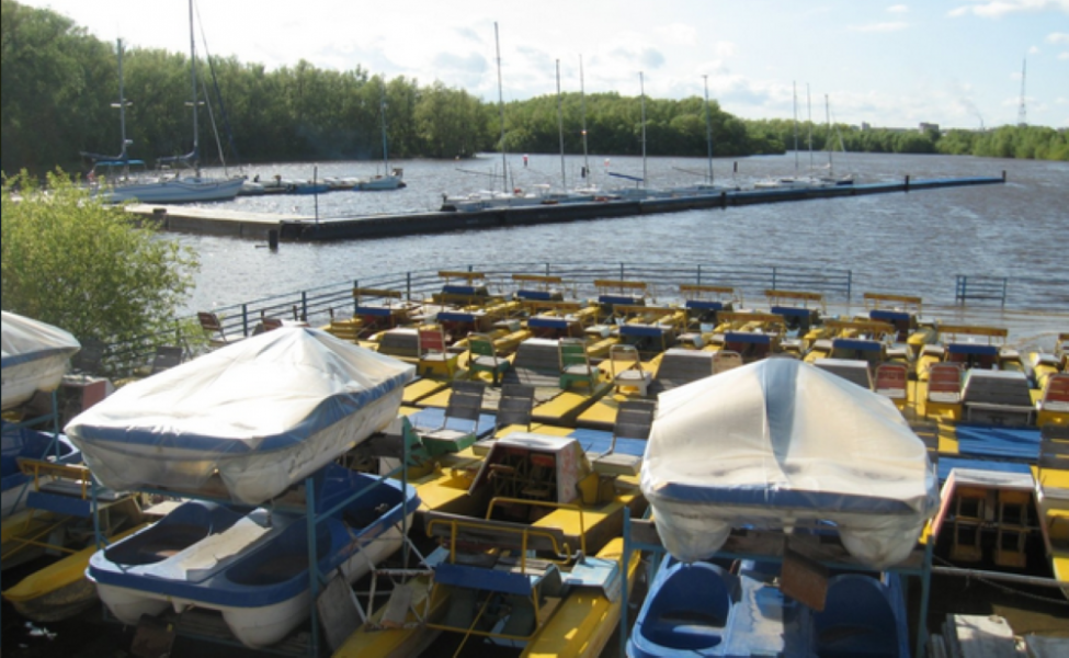 В омском парке «Зелёный остров» сделают автомобильную дорогу для подъезда к яхт-клубу