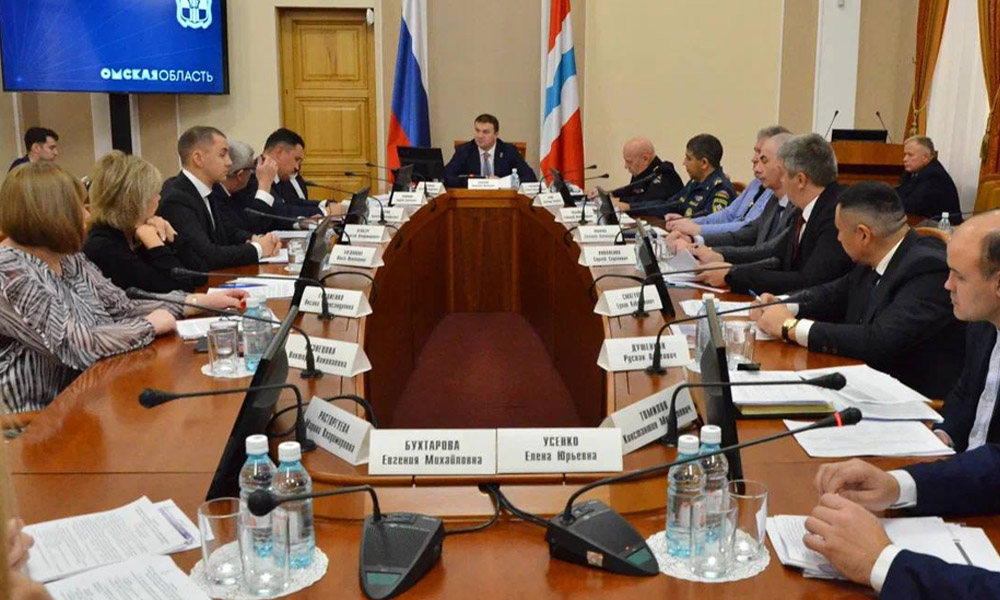 Виталий Хоценко провёл заседание комиссии по обеспечению безопасности дорожного движения в Омской области