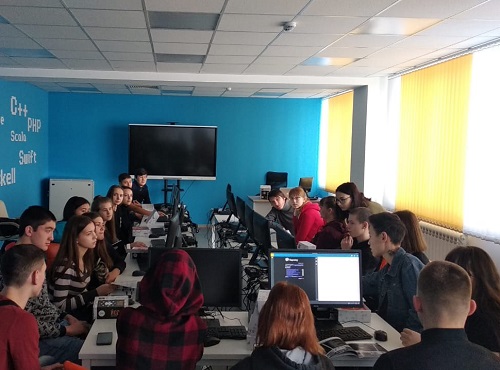 Студенты омского авиационного колледжа будут получать дополнительное образование в Кванториуме