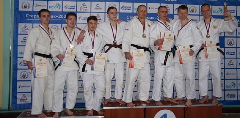 Омские дзюдоисты стали победителями и призёрами чемпионата России