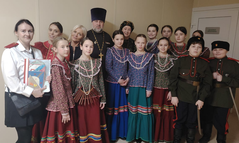 «Казаки Сибири» поздравили участников СВО с Днём защитника Отечества