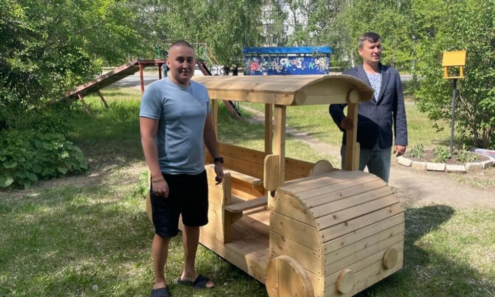 Победители праймериз «Единой России» принимают участие в благоустройстве  Омска 