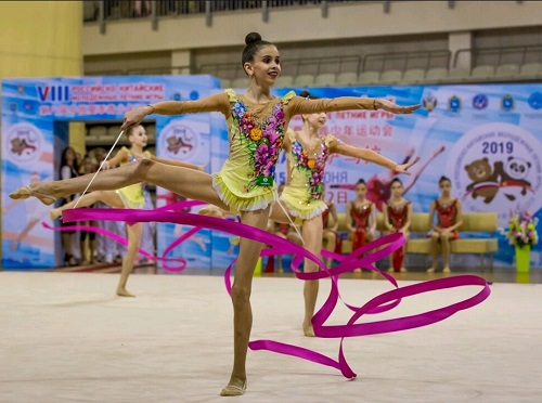 Омские гимнастки стали золотыми призёрами Российско-Китайских молодёжных игр