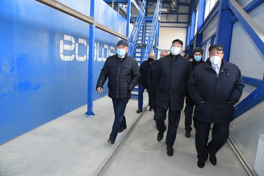 Александр Бурков оценил реконструкцию Любинского молочно-консервного комбината