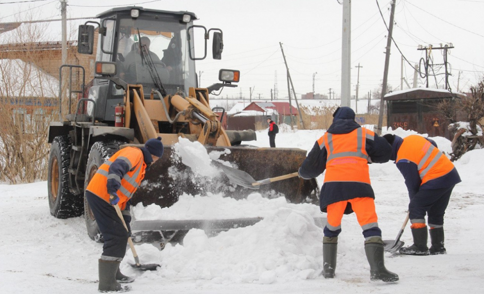 В Омске вывезли снег со 130 потенциальных мест подтопления