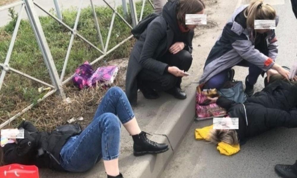 На улице Перелета водитель сбил двух девушек