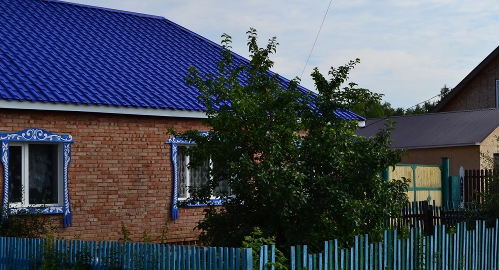 В Омске вместо жилых домов построили баню и гостиницу 