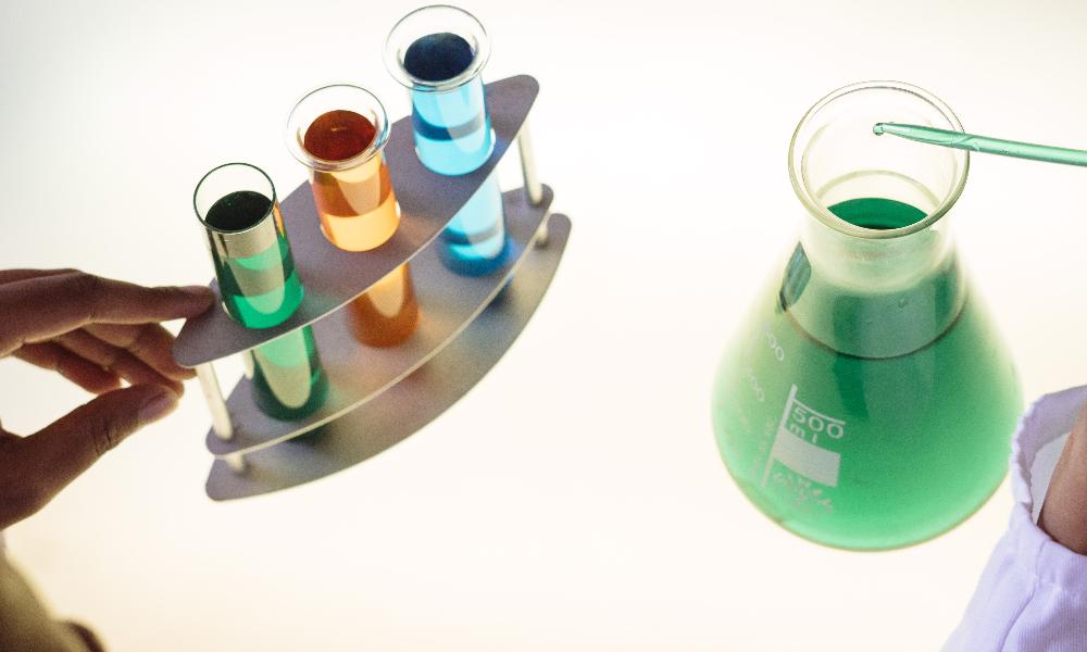 Правительство РФ запускает меры поддержки фармацевтических предприятий и аптек