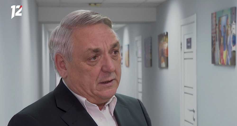 Хочет «разоблачить засевших в обкоме меньшевиков»: на выборах в Госдуму в Омске конкуренцию Алёхину составит его бывший однопартиец Жарков