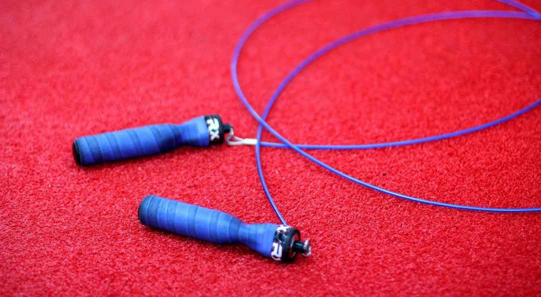 Спорт-дайджест: омичам принесли победу прыжки на скакалке и стрельба из лазеров