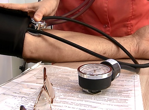 Омские пенсионеры смогут пройти дополнительный медосмотр