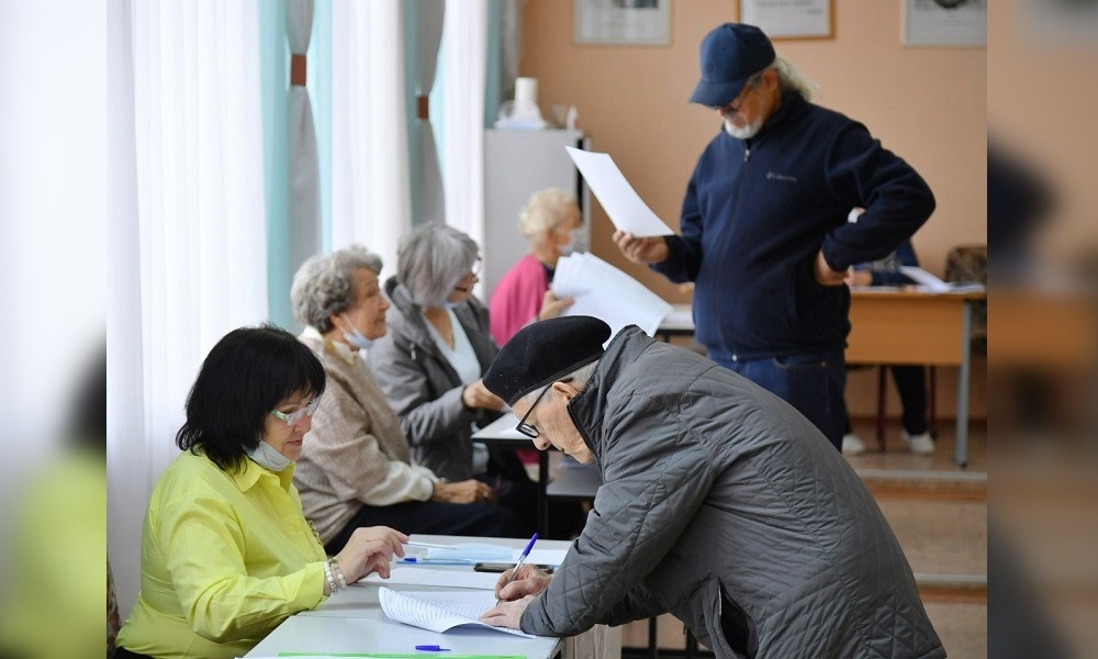 К трём часам дня в голосовании на выборах депутатов Омского горсовета приняли участие 11,4% омичей