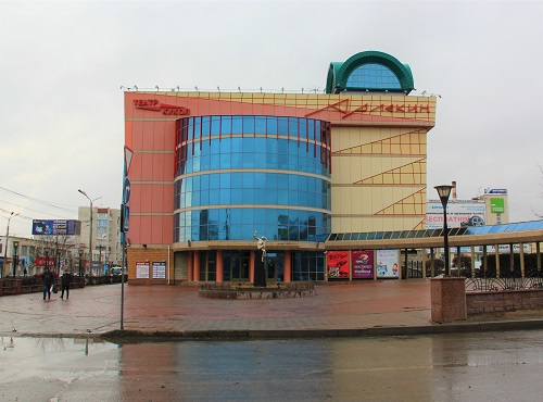 Омский "Арлекин" отправился в Кемерово