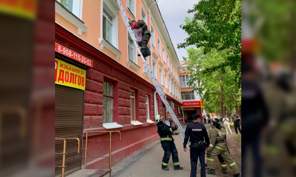 На омичку из-за безразличия к собственному ребёнку завели уголовное дело