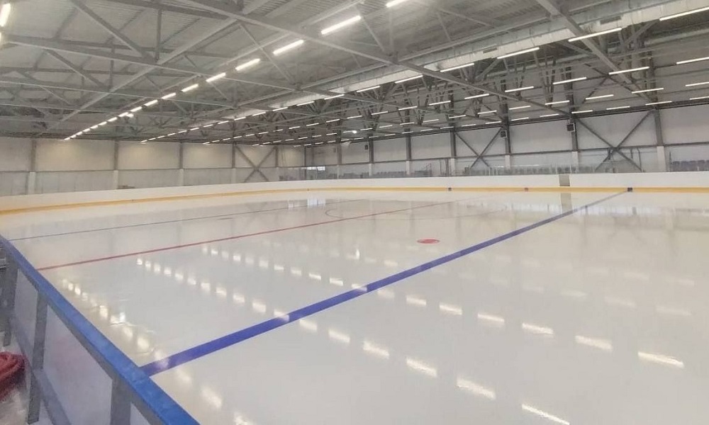 Виталий Хоценко сообщил о завершении технических работ по строительству ледового дворца в Калачинске