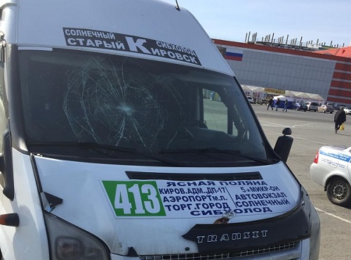 У "Континента" 413-я маршрутка сбила велосипедиста