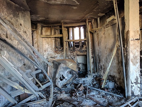 В Омске многодетной семье после пожара нужна помощь продуктами и вещами