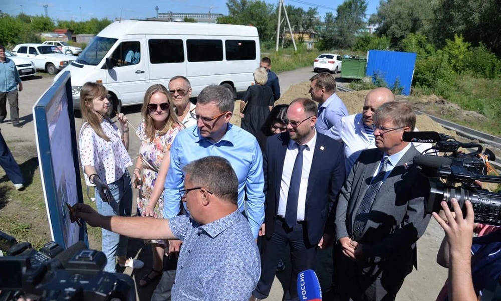 «Это результат слаженной работы»: Александр Бурков — о благоустройстве дворов Ленинского округа Омска