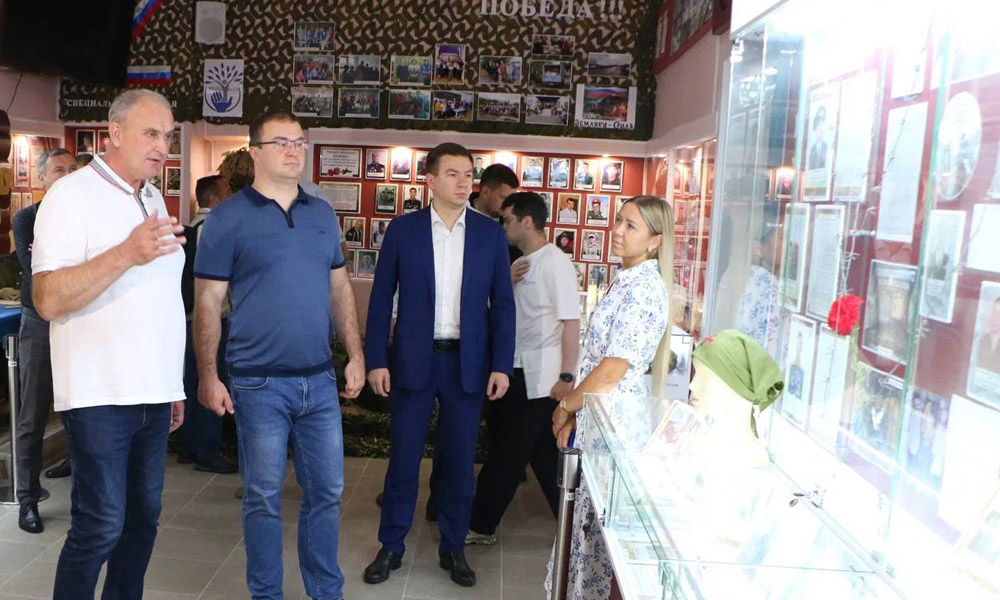Виталий Хоценко посетил площадку нового туристического пространства в Русско-Полянском районе 