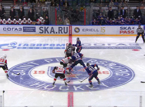 Выездные матчи омские хоккеисты начали с поражения