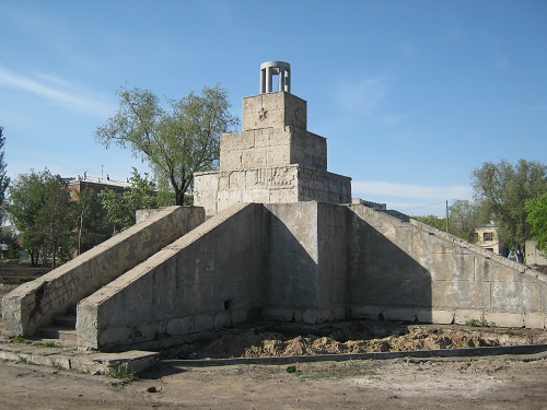 Омская прокуратура встала на защиту памятника участникам Куломзинского восстания