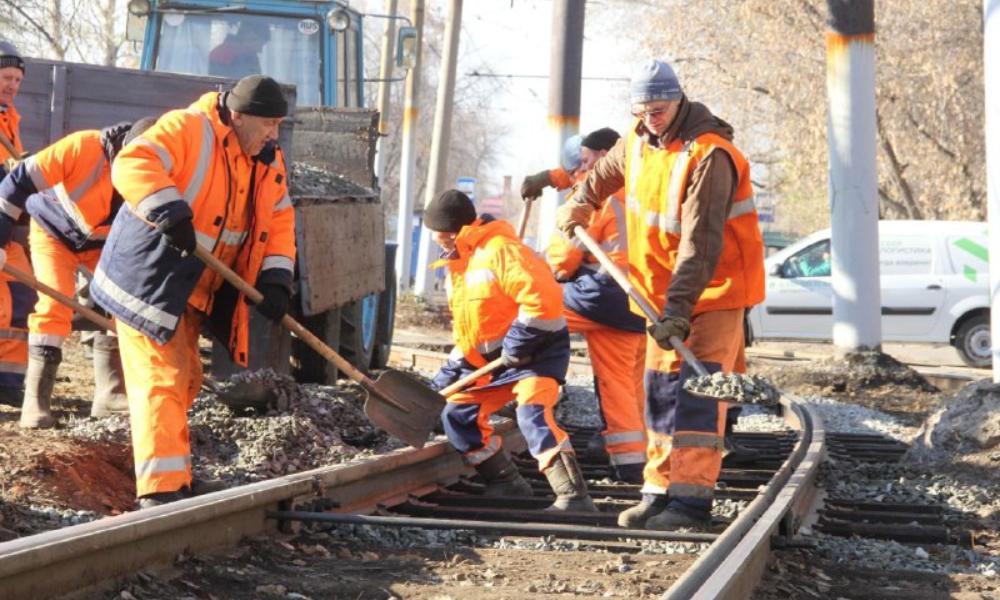 В Омске проводится капитальный ремонт трамвайных путей 