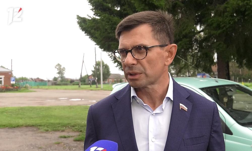 Игорь Антропенко посетил Саргатский район