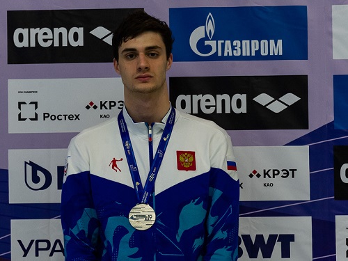 Пловец из Омска выиграл серебро на Кубке России