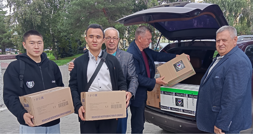 Ветераны ОВД Омска вместе с волонтёрами и предпринимателями собрали гумруз для участников СВО