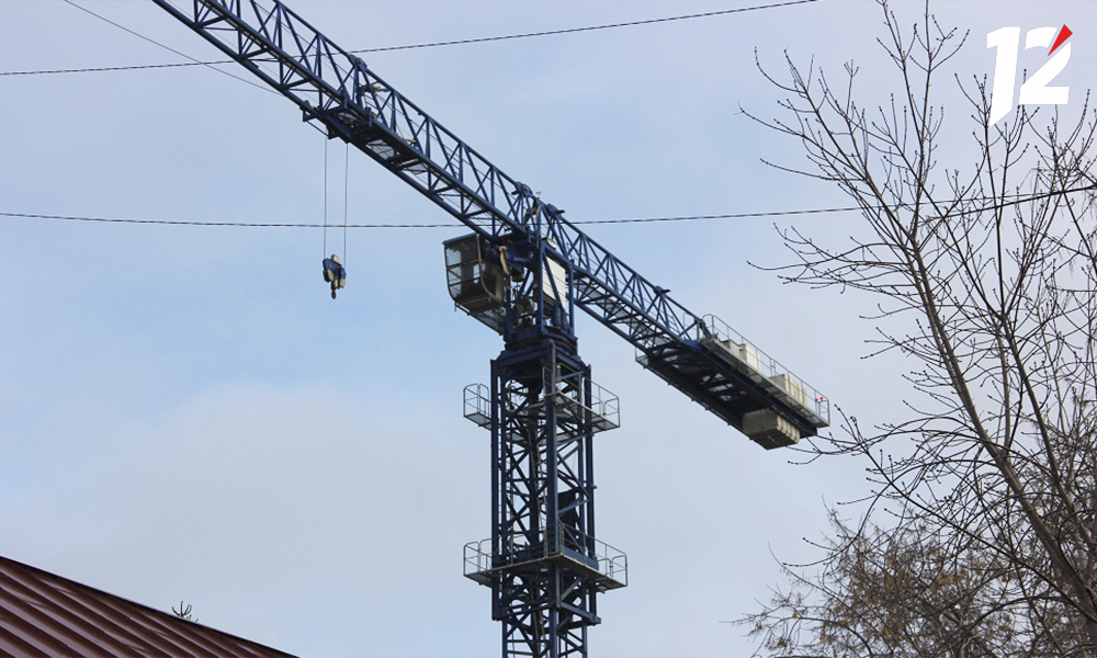 Виталий Хоценко рассказал о строительстве и капремонте образовательных учреждений в Омской области