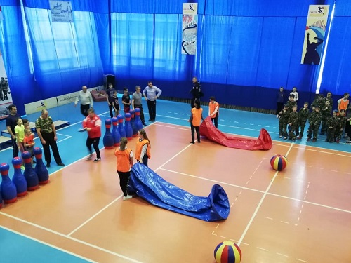 В Омске ветераны боевых действий посоревновались с юными спортсменами