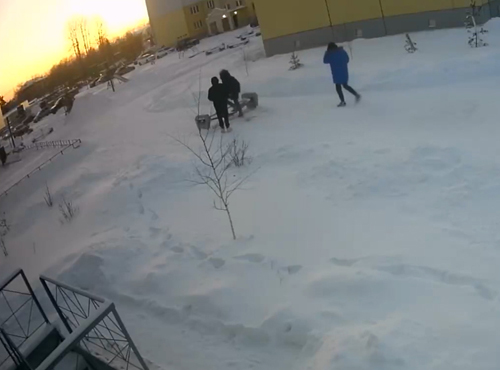 Три омских школьника устроили погром