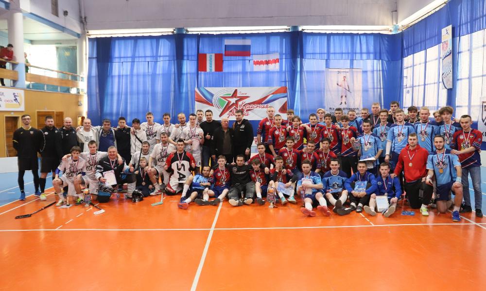 Омская команда в шестой раз стала победителем чемпионата Сибири и Урала по флорболу 