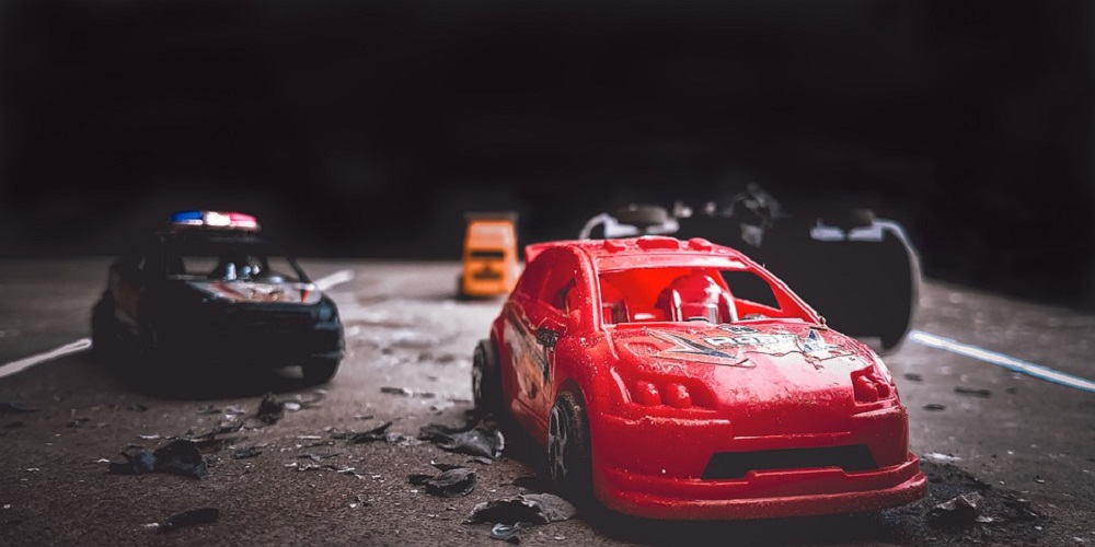 В Омской области водитель Toyota Corolla сбил пешехода насмерть