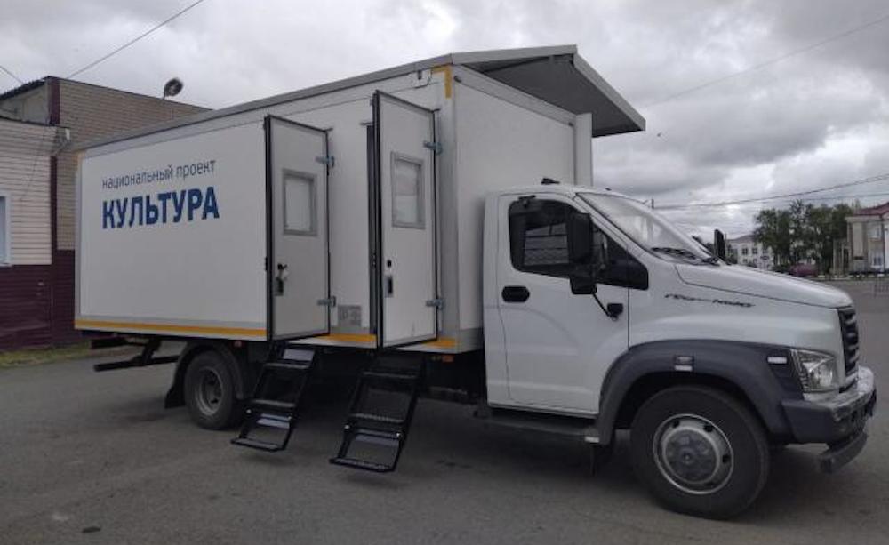 В Омскую область поступил ещё один автоклуб