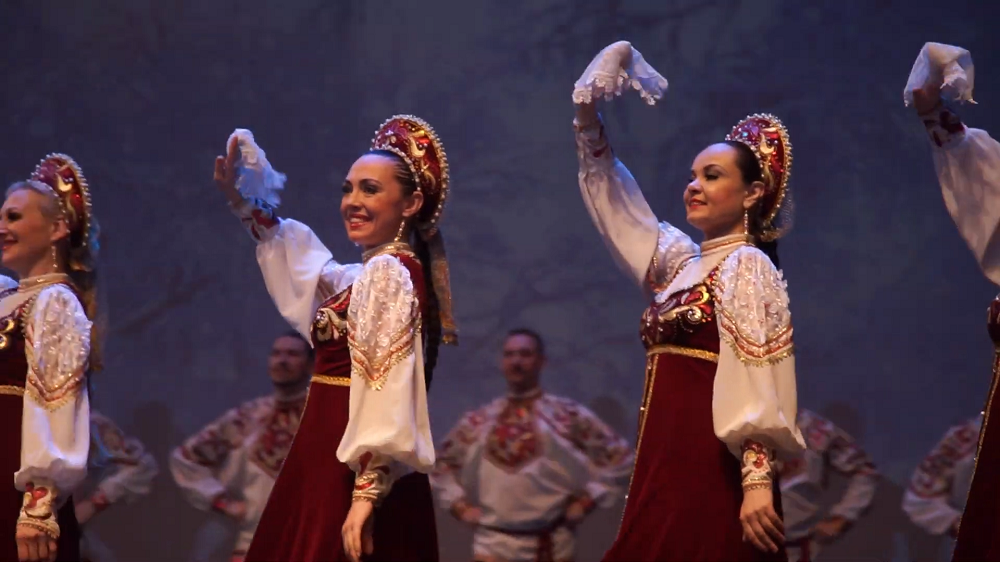Омский русский народный хор выступил в Санкт-Петербурге с программой «Жемчужина Сибири»