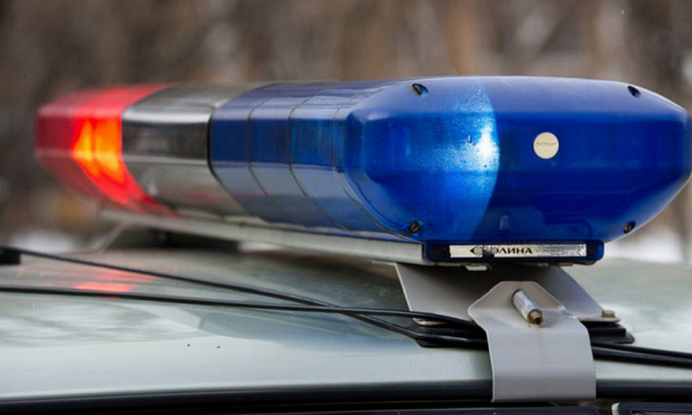 Омские полицейские разыскивают водителя, который сбил 14-летнюю девочку-подростка 