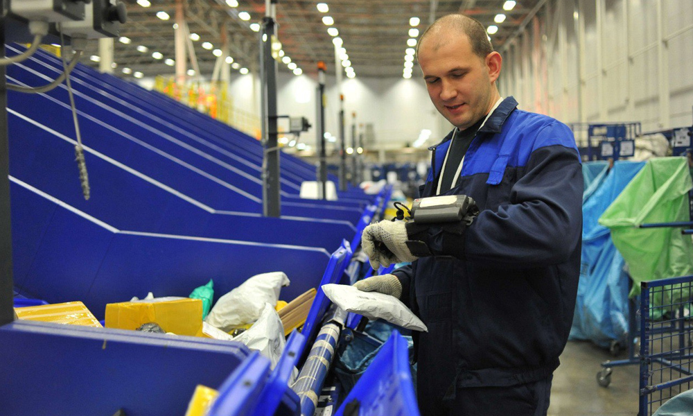 Омские почтовики обработали более 252 тысяч отправлений за новогодние праздники