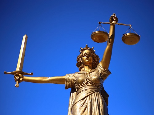 Пострадавший в ДТП омич через суд добился выплаты от страховой компании