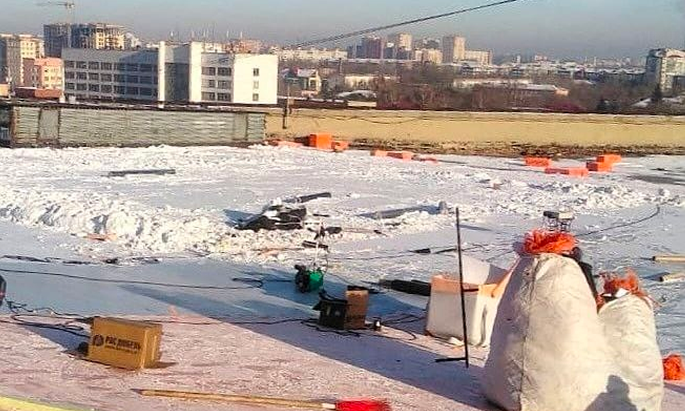 В Омске полным ходом идёт ремонт крыши СКК имени Блинова